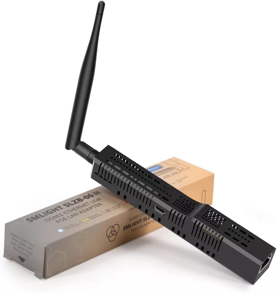 Zigbee device with antenna and box